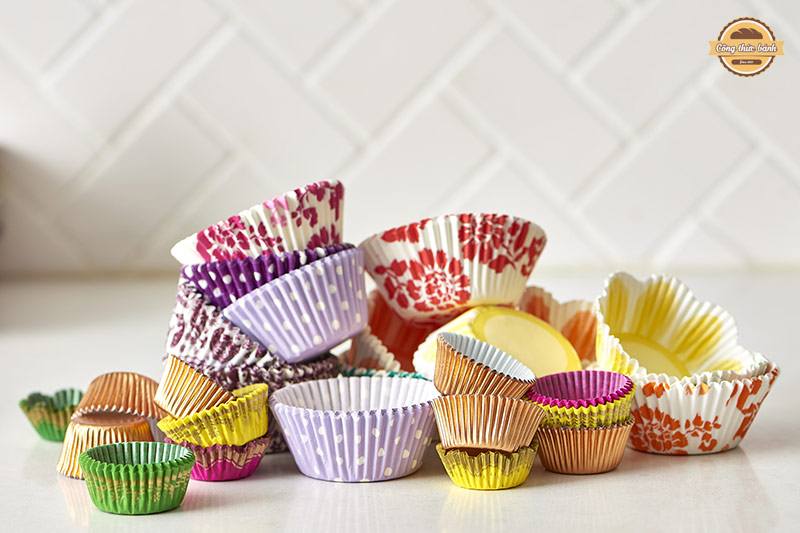 Cốc giấy để làm bánh Cupcake